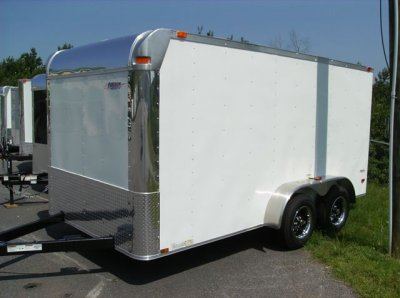 Cynergy 5 × 8 V-Nose w/ Ramp